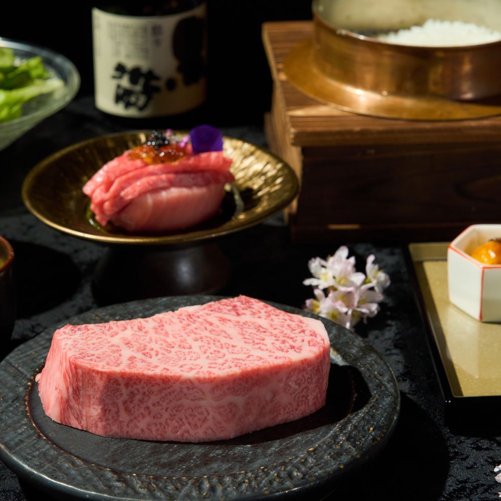 【リブロースステーキセット】とろける霜降りステーキを楽しむコース■お1人様10,000円《全8品》